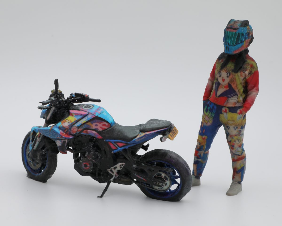 Full-Colour Resin